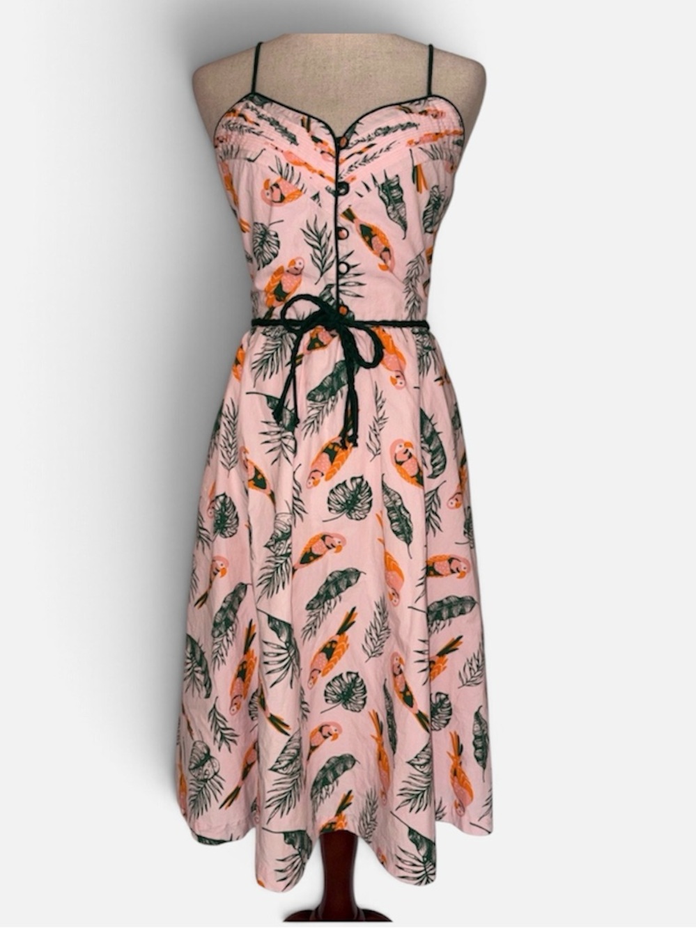 Saint Geraldine Retro PinUp Tropical Parrot Print Sundress with Green Trim Sz M